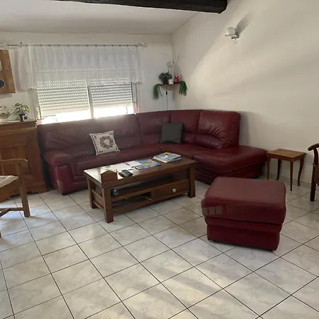 A Apartment Sete